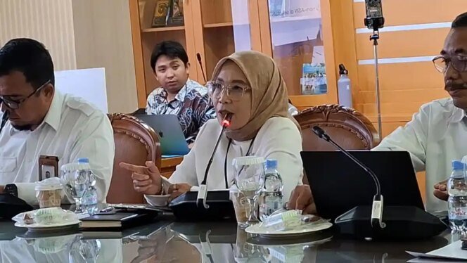 
					Pemerintah Pastikan Guru Honorer Aman dari PHK Massal
