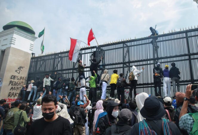 
					Pemerintah Hormati Kritik, Demo Mahasiswa Harus Tetap Jaga Persatuan