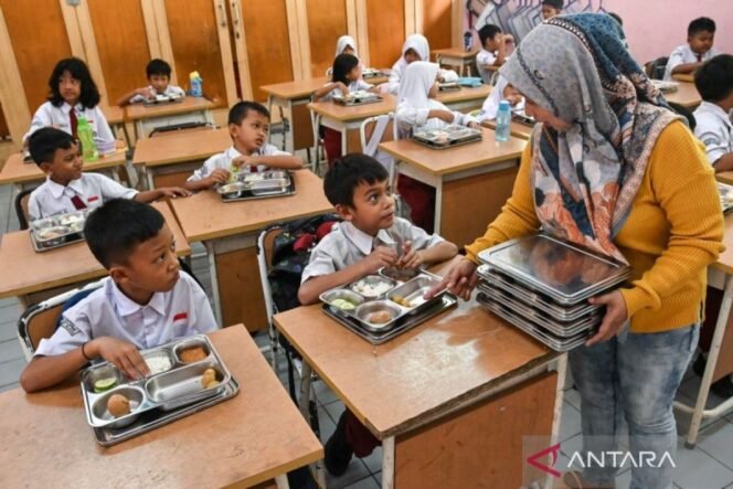 
					MBG Kian Diprioritaskan bagi Kelompok yang Paling Membutuhkan Intervensi Gizi
