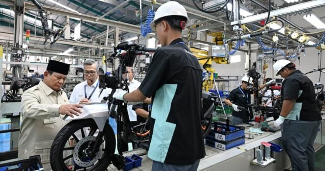 
					Motor Listrik Nasional Diresmikan, Pemerintah Perkuat Industri Kendaraan Listrik