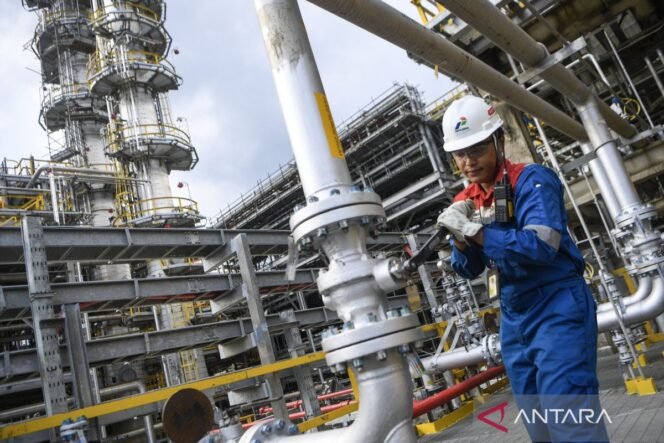 
					Ketahanan Energi 2027: Jalan Besar Indonesia Menuju Kemandirian Energi