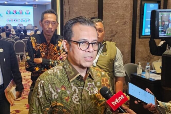 
					Tata Kelola Digital Makin Tegas Melawan Hoaks, Deepfake, dan Halusinasi AI