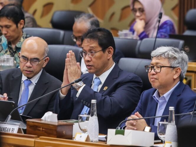 
					Pemerintah Komitmen Jaga Akuntabilitas Pembiayaan Kopdes Merah Putih