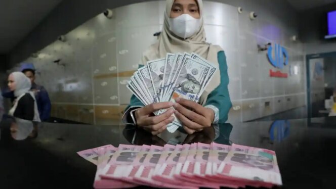 
					Ekonomi RI Tunjukkan Sinyal Positif dari Kenaikan Indeks Keyakinan Konsumen