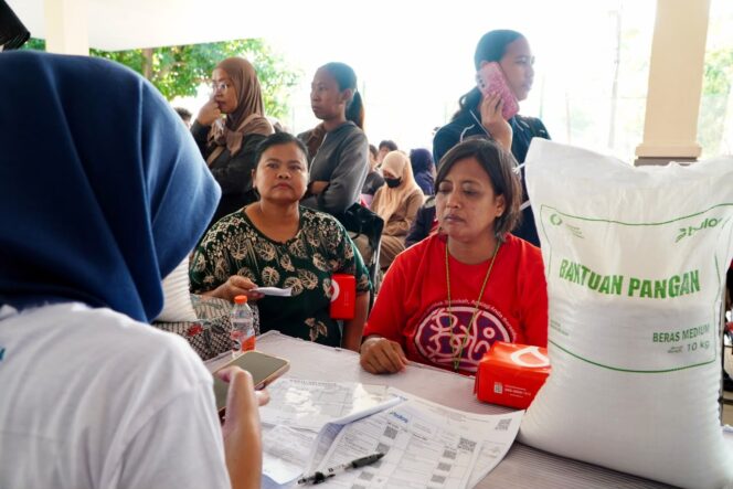 
					Arahan Presiden Prabowo, Bantuan Beras 10 Kg Berlanjut hingga Akhir Tahun