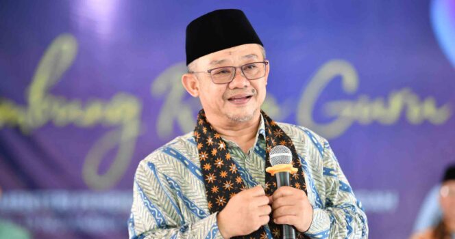
					Guru PPPK Paruh Waktu 2027 Diangkat Penuh Waktu Tanpa Seleksi Ulang