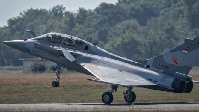 
					Presiden Prabowo Terus Perkuat Pertahanan RI, Pesawat Tempur Rafale Jadi Kekuatan Baru