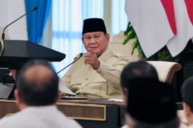 
					Kepuasan terhadap Prabowo Capai 65,2 Persen, Kinerja Nyata Jadi Kunci Kepercayaan Publik