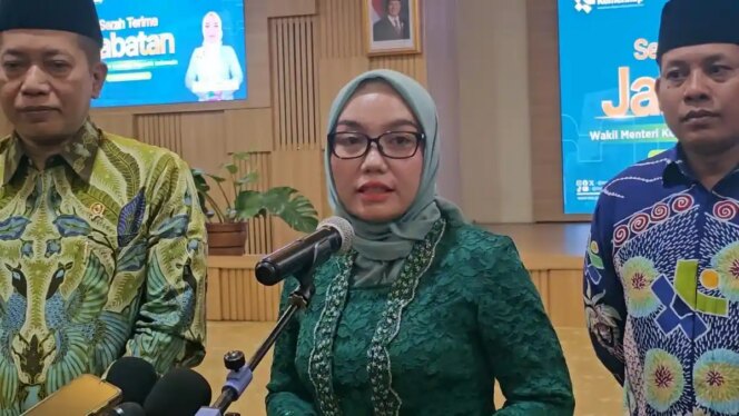
					Koperasi Merah Putih Dievaluasi, Pemerintah Terbuka terhadap Masukan Publik