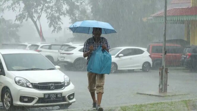 
					Pemerintah Siaga Menghadapi Risiko Ganda Bencana Hidrometeorologi